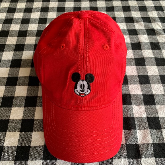 Disney Accessories - NWT‼️Adult Mickey Mouse hat!